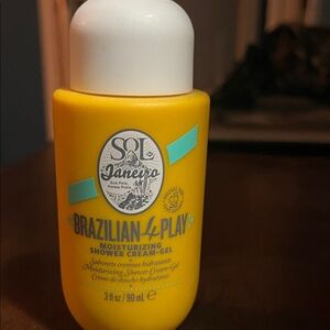 Never used. Sol de Janeiro Brazilian 4 Play Shower Cream-Gel - Vibrant Yellow